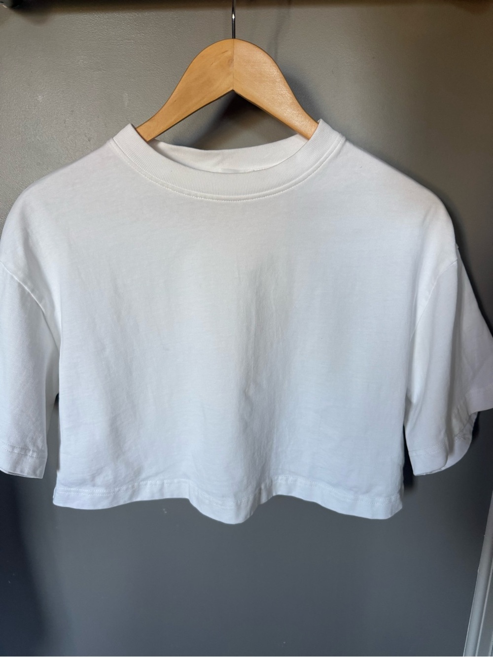 Gaze cotton Women's Cropped Tee - White XS